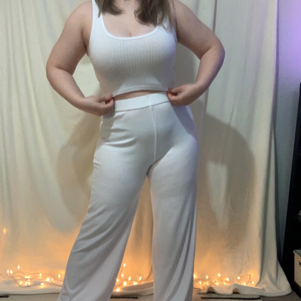 White Rib Knit Two Piece Set - Picture 2 of 3